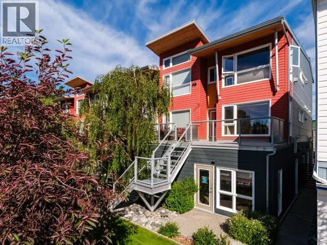 11-11-404 HANSON STREET, Whitehorse, Yukon Y1A1Z1