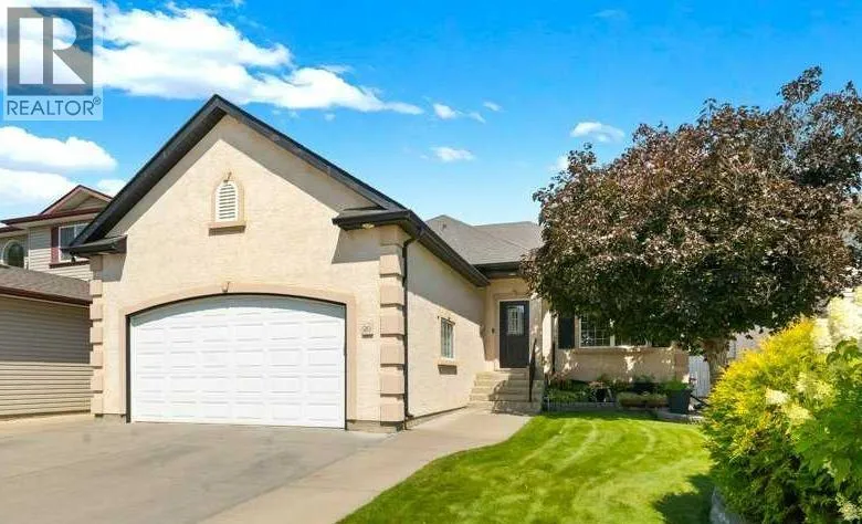 20 Sunrise Court SW, Medicine Hat, Alberta T1B4N5