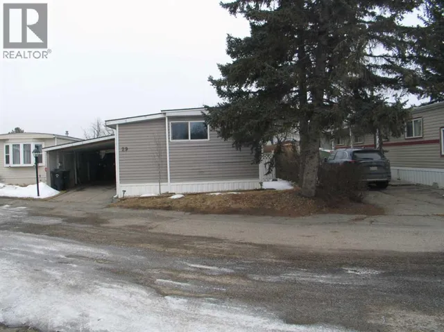 29, 3223 83 Street NW, Calgary, Alberta t3b5n1