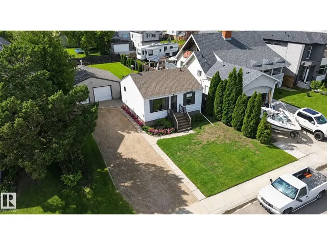 9706 159 ST NW, Edmonton, Alberta T5P2Z3
