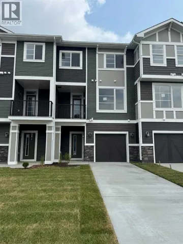 12 Waterford Glen, Chestermere, Alberta T1X2T8
