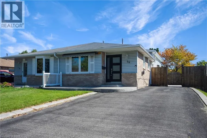 44 MARBLEHEAD Crescent, Brampton, Ontario L6S2V1