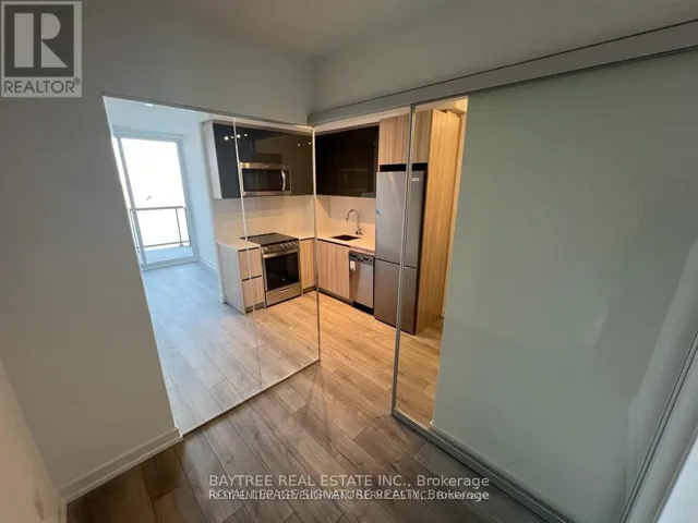 908 - 3100 KEELE STREET, Toronto (Downsview-Roding-CFB), Ontario M3M0E1