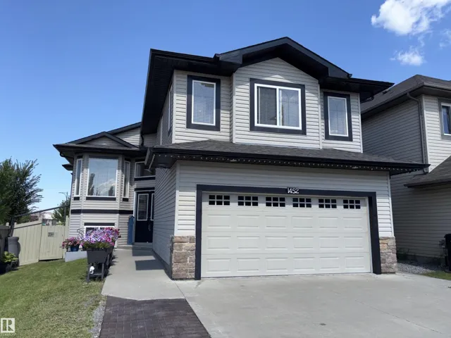1452 36A AV NW, Edmonton, Alberta T6T0J2