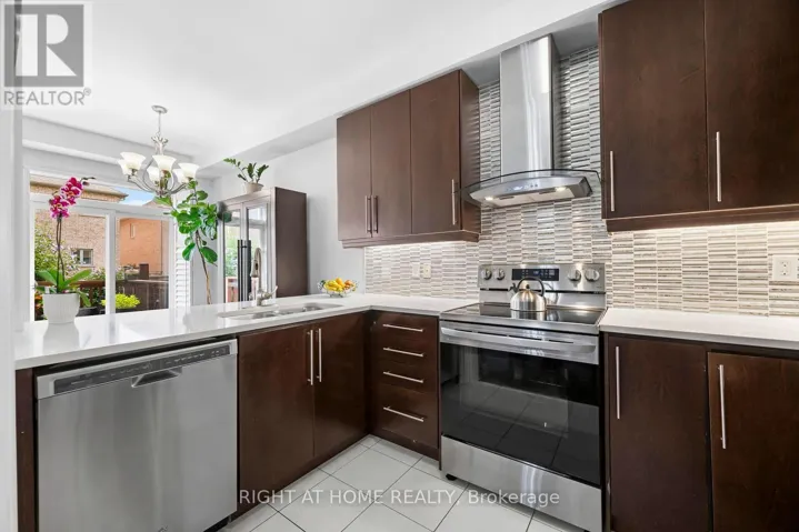 41 COASTLINE DRIVE, Brampton (Bram West), Ontario L6Y0T6