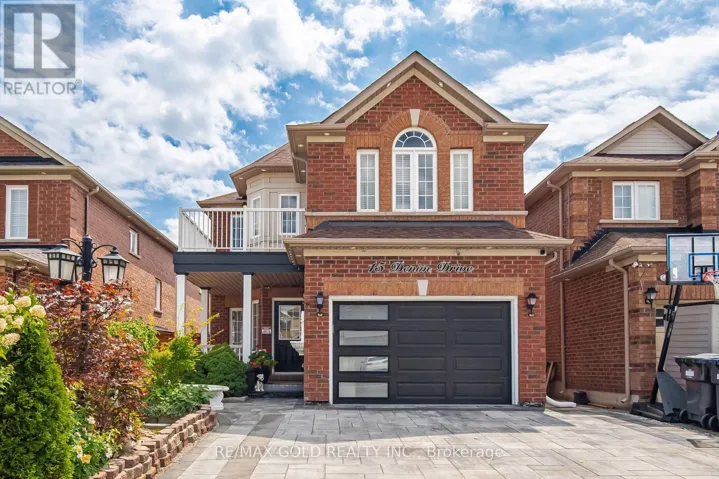 15 DENIM DRIVE, Brampton (Bram East), Ontario L6P1K4