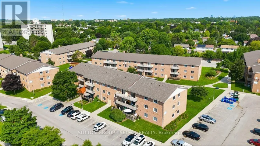 304 - 1582 ERNEST AVENUE, London South (South X), Ontario N6B2G5