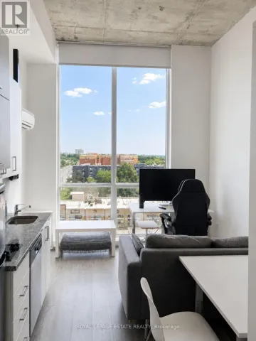 835 - 1900 SIMCOE STREET N, Oshawa (Samac), Ontario L1G4Y3