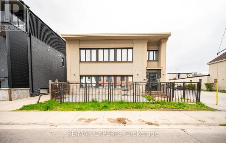 203 - 130 WELLINGTON STREET N, Hamilton (Landsdale), Ontario L8R1N3