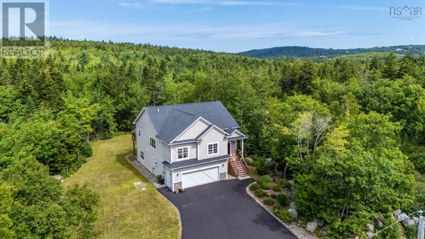 7 Clearwood Court, Head Of St. Margarets Bay, Nova Scotia B3Z0E7
