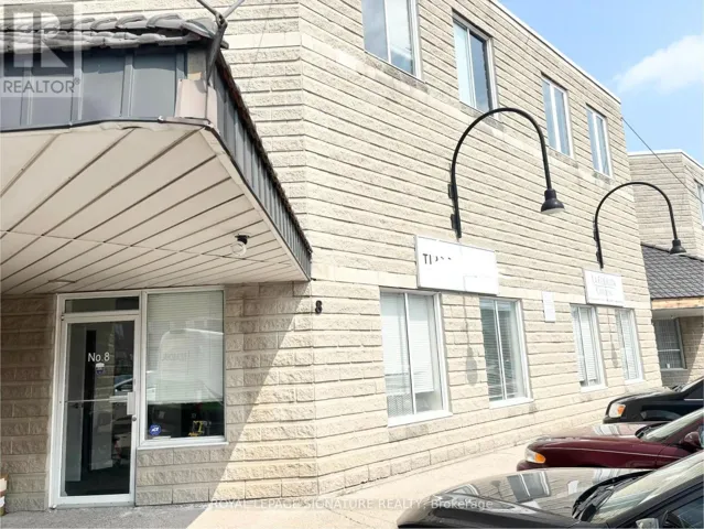 8 - 2351 ROYAL WINDSOR DRIVE, Mississauga (Southdown), Ontario L5J4S7