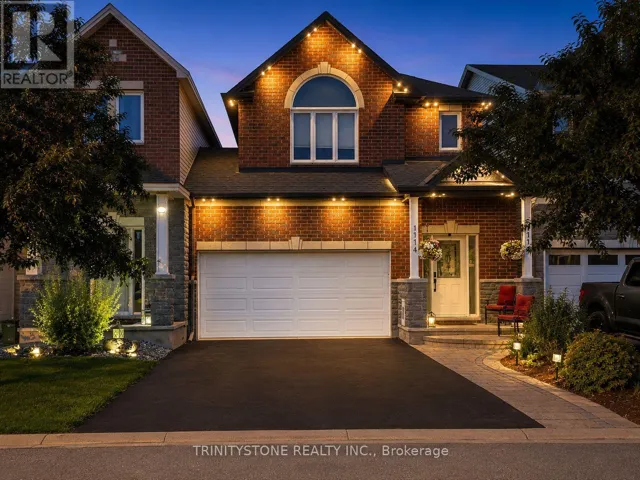 1114 NORTHGRAVES CRESCENT, Ottawa, Ontario K2M0C7