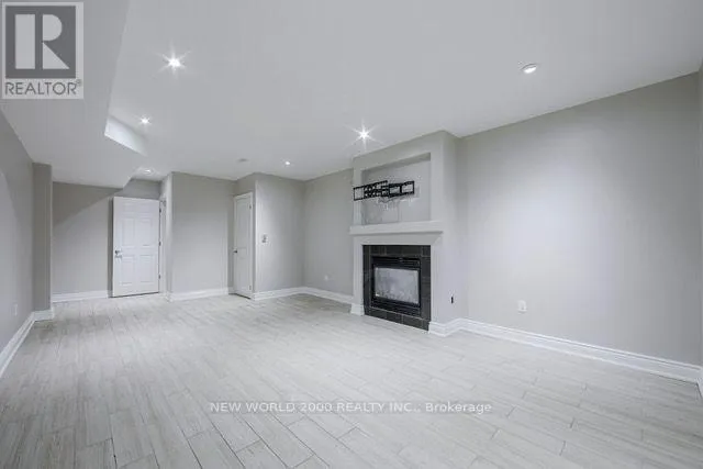 27 LAVENDER ROAD, Toronto (Keelesdale-Eglinton West), Ontario M6N2B6