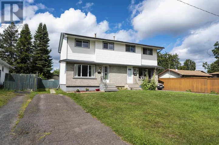 537 Churchill Drive West, Thunder Bay, Ontario P7C5C4