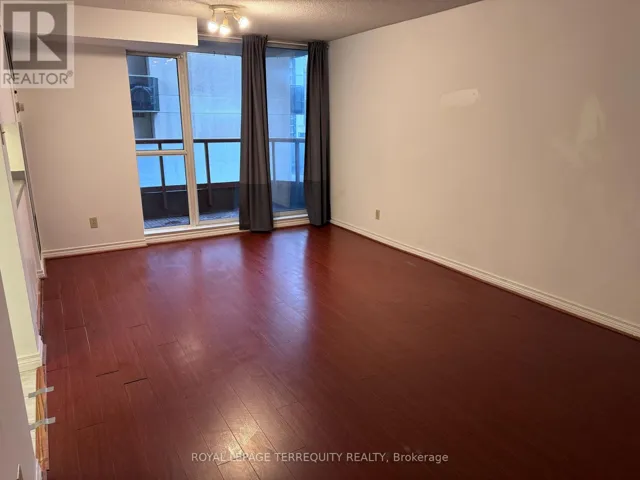 907 - 736 BAY STREET, Toronto (Bay Street Corridor), Ontario M5G2M4
