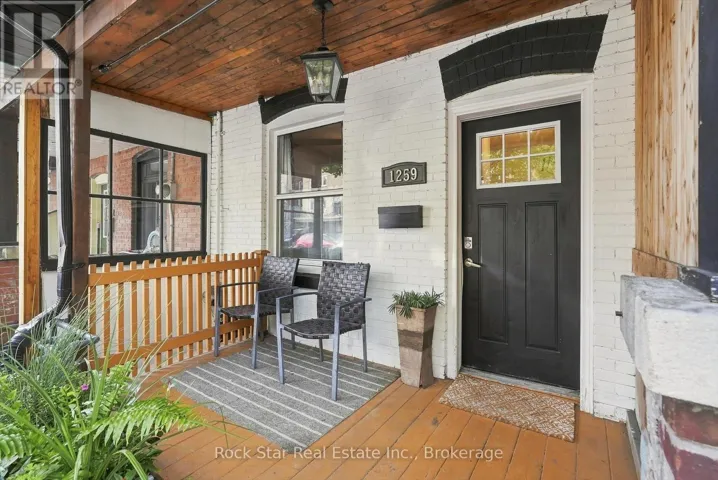 1259 DAVENPORT ROAD, Toronto (Dovercourt-Wallace Emerson-Junction), Ontario M6H2H2