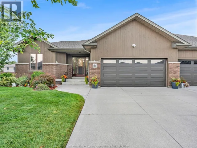 2291 MAITLAND, Windsor, Ontario N8P0B7