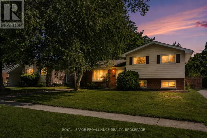 250 GLEN CASTLE ROAD, Kingston (City SouthWest), Ontario K7M4N8