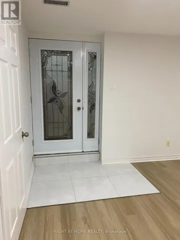 33 COUNTRY HEIGHTS DRIVE, Richmond Hill, Ontario L4E3M8