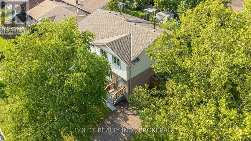 47 BRACKENCREST ROAD, St. Catharines (Secord Woods), Ontario L2P3K7