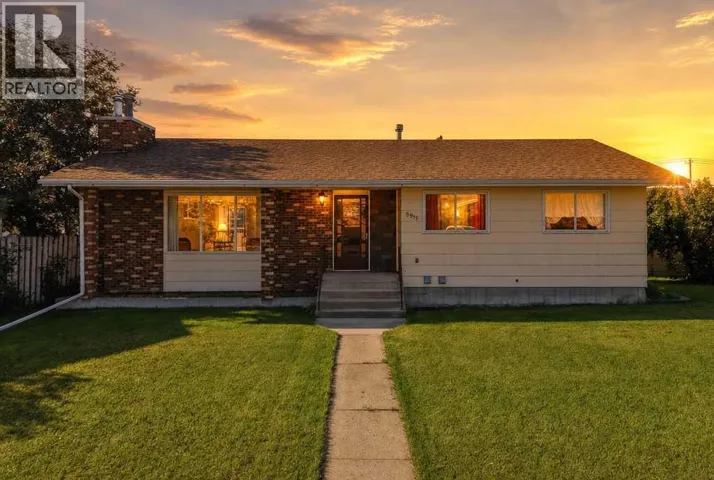 5915 58 Avenue, Ponoka, Alberta T4J1L4