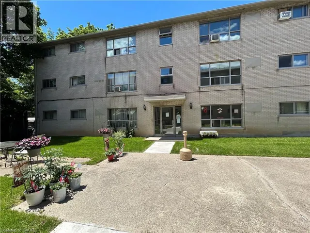 108 CREIGHTON Road Unit# 14, Dundas, Ontario L9H3C1