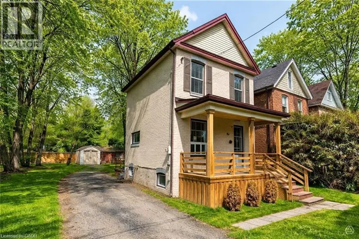 35 DUNDAS Street, Dundas, Ontario L8H1A1