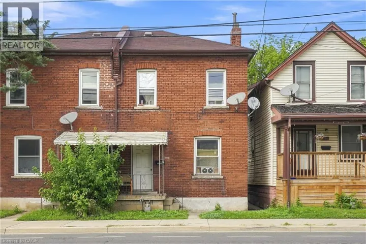 1085 CANNON Street E, Hamilton, Ontario L8L2J3