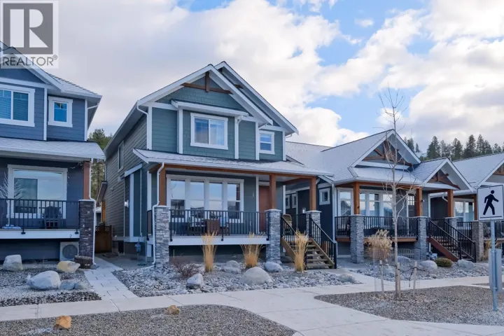 926 HOLDEN Road, Penticton, British Columbia V2A9G6