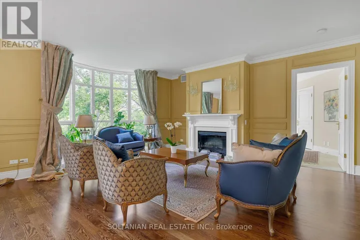 212 - 7071 BAYVIEW AVENUE, Markham (Bayview Glen), Ontario L3T7Y8
