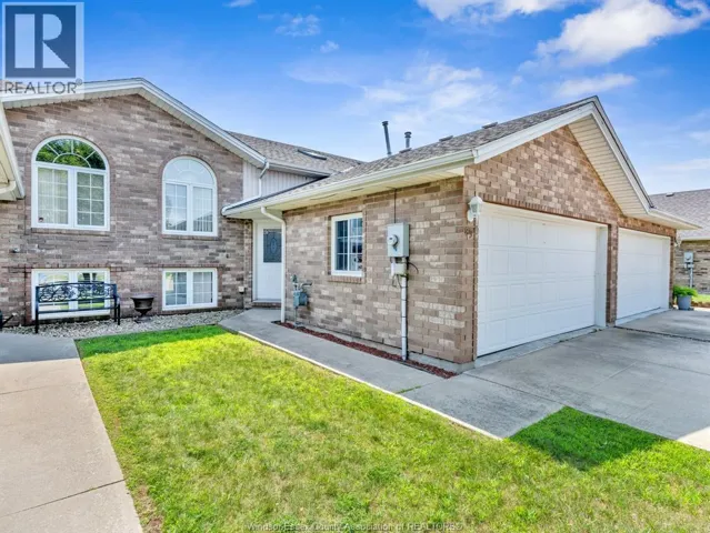 89 Peter AVENUE, Leamington, Ontario N8H5N9
