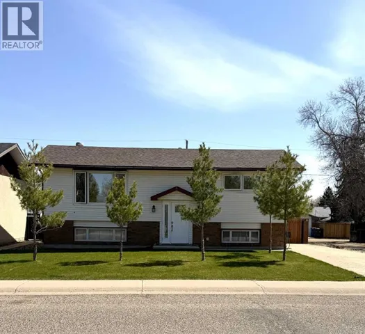 1539 4 Avenue NE, Medicine Hat, Alberta T1A6C2
