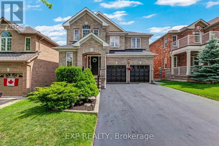 320 DOWSON LOOP, Newmarket (Woodland Hill), Ontario L3X3G2