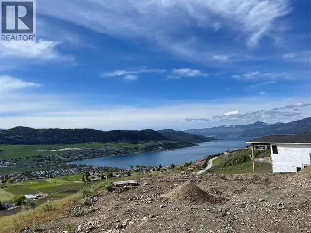 595 Vineyard Way N Unit# 33, Vernon, British Columbia V1H2M2