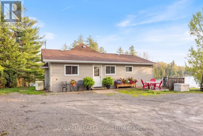 106 COLDSTREAM ROAD, Kawartha Lakes (Fenelon Falls), Ontario K0M1N0