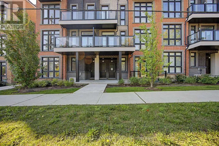 10 - 3 BOND CRESCENT, Richmond Hill (Oak Ridges), Ontario L4E1J4