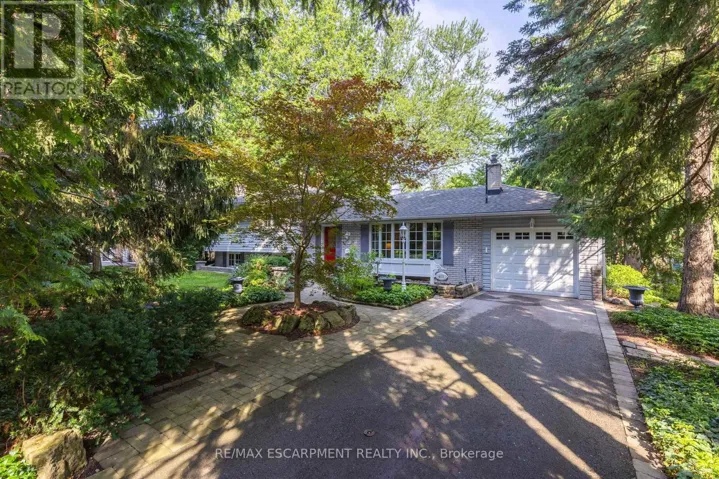 401 CAIRNCROFT ROAD, Oakville (MO Morrison), Ontario L6J4M8