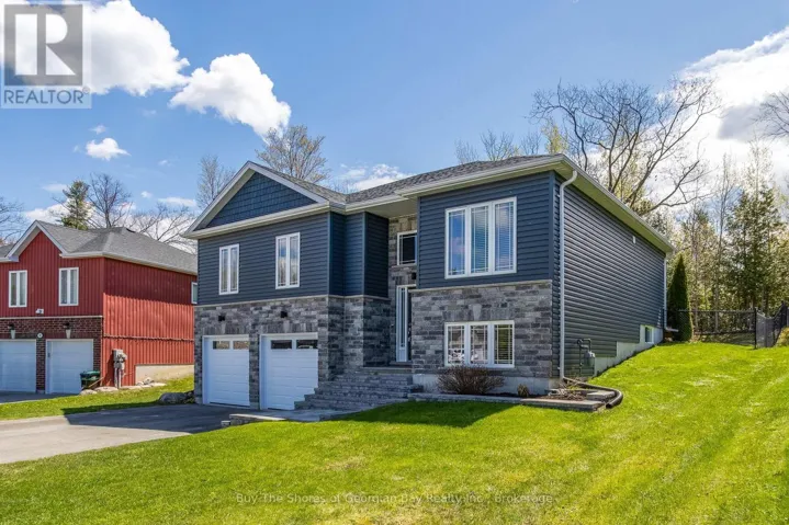 11 RALPH DALTON BOULEVARD, Tay (Victoria Harbour), Ontario L0K2A0