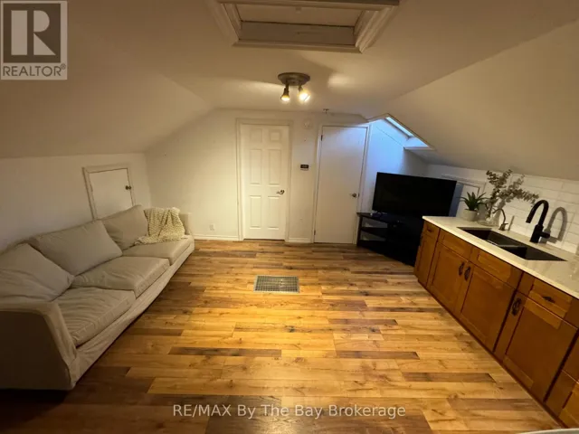 780