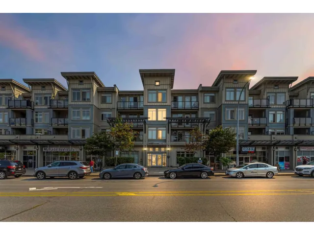 312 15380 102A AVENUE, Surrey, British Columbia V3R0B3