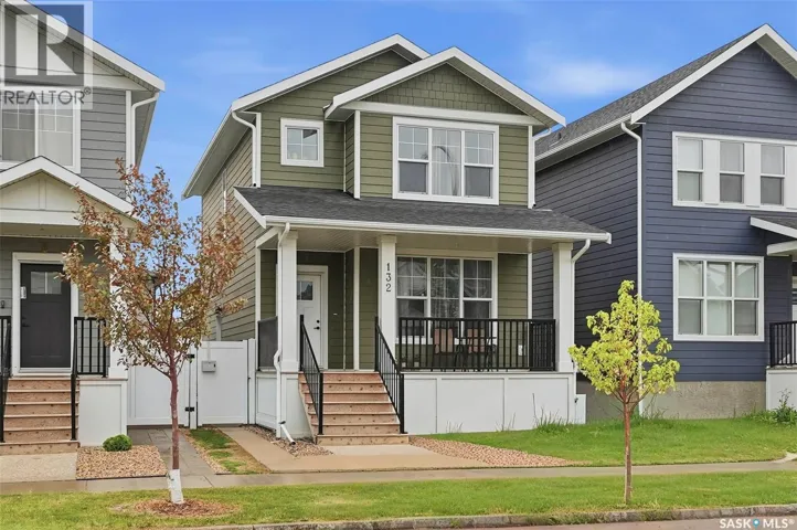 132 Rosewood BOULEVARD E, Saskatoon, Saskatchewan S7V0Y7
