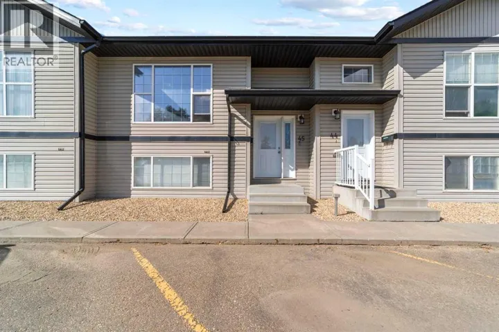 45, 4702 53 Avenue, Camrose, Alberta T4V0Y2