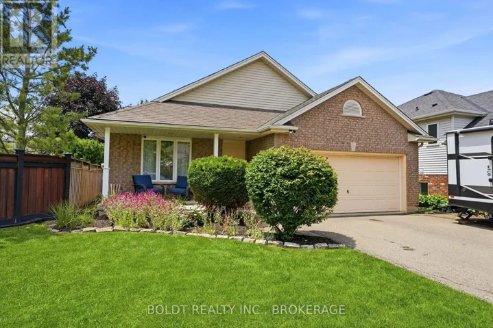 22 GRAVES CRESCENT, St. Catharines (Rykert/Vansickle), Ontario L2S3Z6
