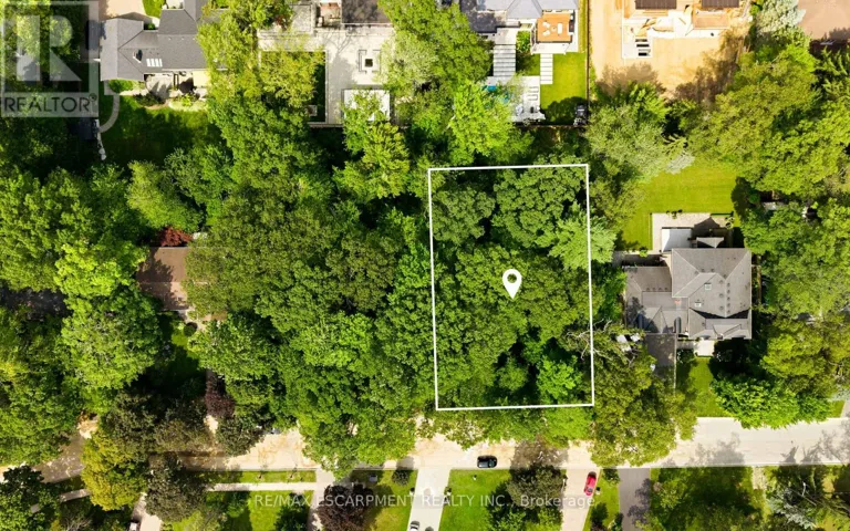 2115 LYNCHMERE AVENUE, Mississauga (Cooksville), Ontario L5B1W7