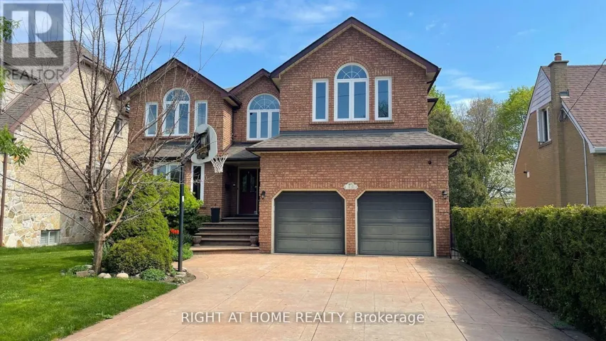 15 AGAR CRESCENT, Toronto (Islington-City Centre West), Ontario M9B5A4