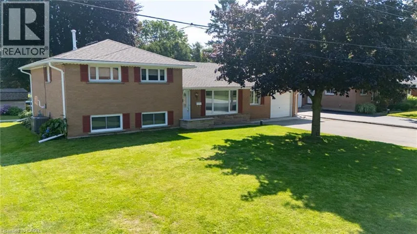 12 GLENDALE Crescent, Simcoe, Ontario N3Y4M2