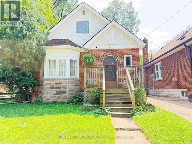 1 NORWOOD ROAD, Hamilton (Westdale), Ontario L8S3P8