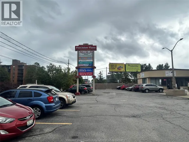 1181 Lauzon ROAD, Windsor, Ontario N8S3M9