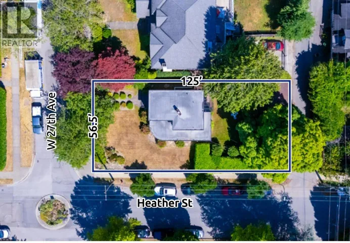 696 W 27TH AVENUE, Vancouver, British Columbia V5Z2G4