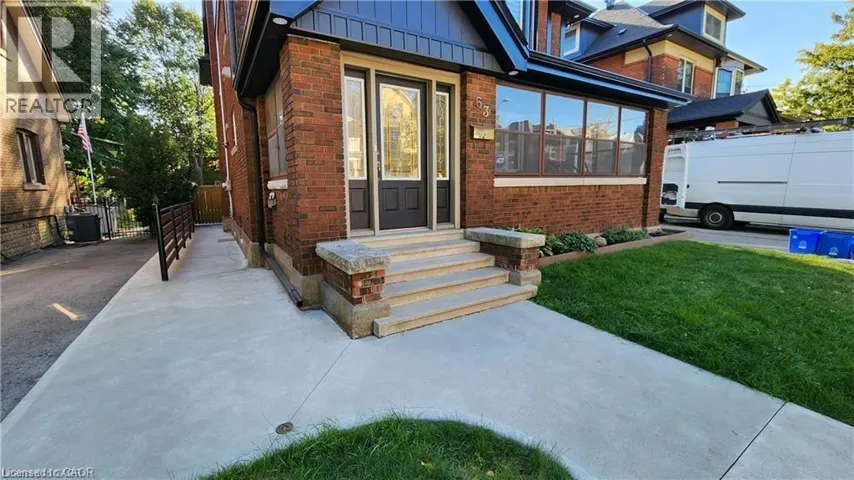 63 HOLTON Avenue S Unit# 2, Hamilton, Ontario L8M2L4